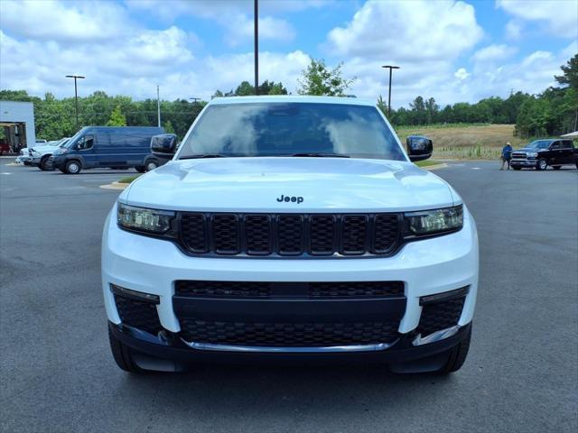 new 2025 Jeep Grand Cherokee L car, priced at $48,667