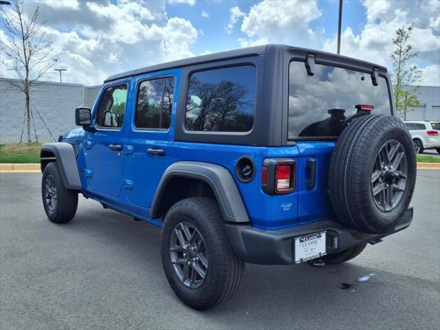 new 2025 Jeep Wrangler car, priced at $46,575
