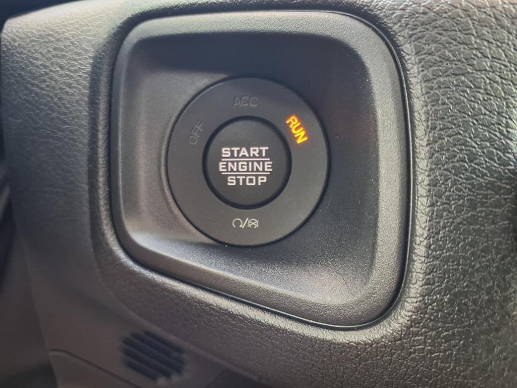 new 2025 Jeep Wrangler car, priced at $48,225
