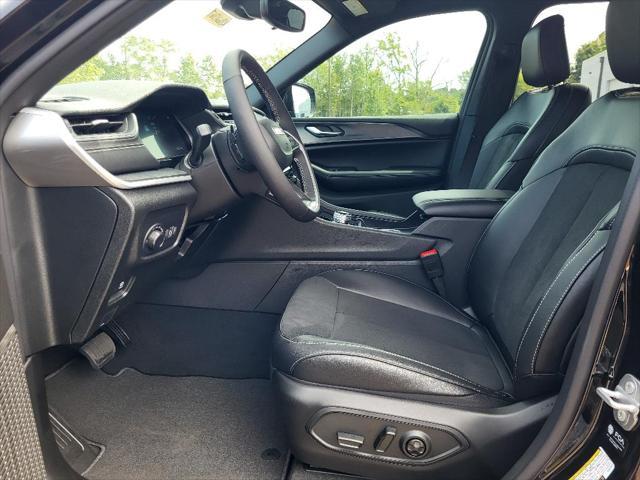 new 2024 Jeep Grand Cherokee L car, priced at $49,175
