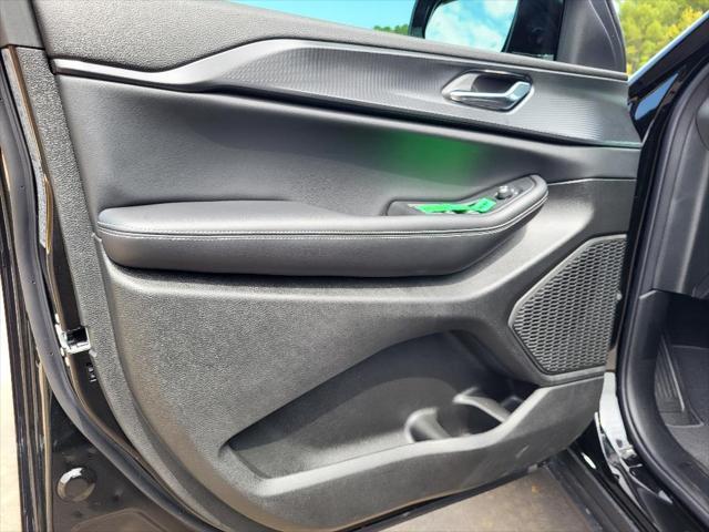 new 2024 Jeep Grand Cherokee L car, priced at $49,175