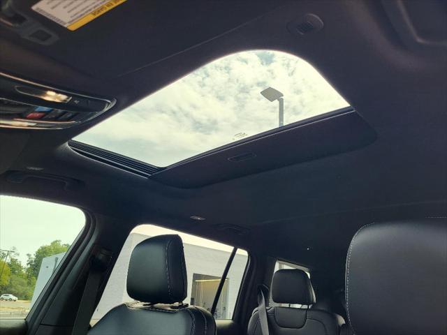 new 2024 Jeep Grand Cherokee L car, priced at $49,175