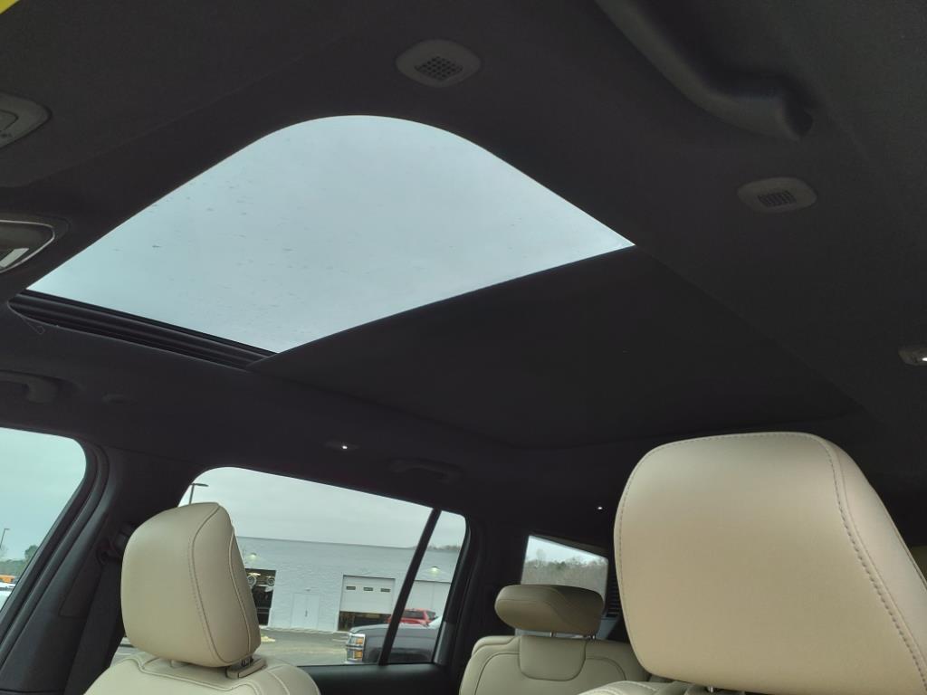 used 2025 Jeep Grand Cherokee L car, priced at $43,300