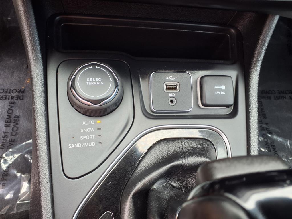 used 2019 Jeep Cherokee car, priced at $17,000