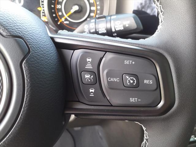 new 2025 Jeep Wrangler car, priced at $46,386