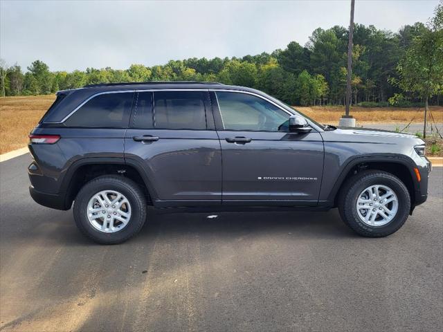 new 2024 Jeep Grand Cherokee car, priced at $34,220