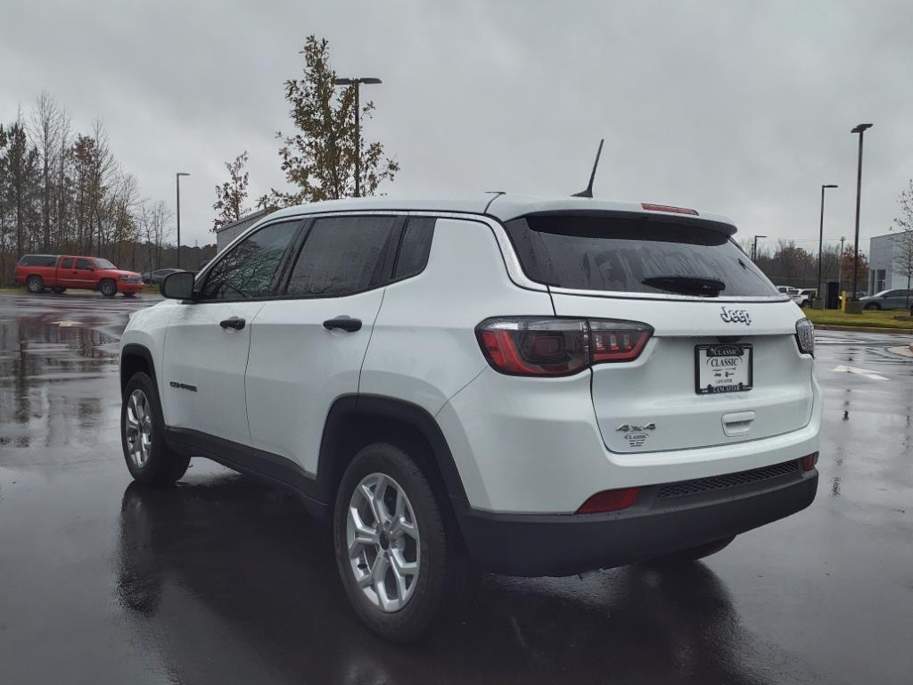 new 2025 Jeep Compass car, priced at $26,586