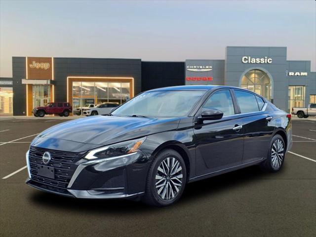 used 2023 Nissan Altima car, priced at $20,699
