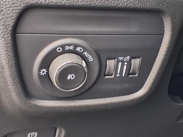new 2025 Jeep Grand Cherokee car, priced at $49,435