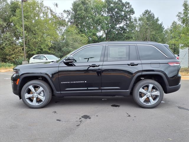new 2025 Jeep Grand Cherokee car, priced at $49,435