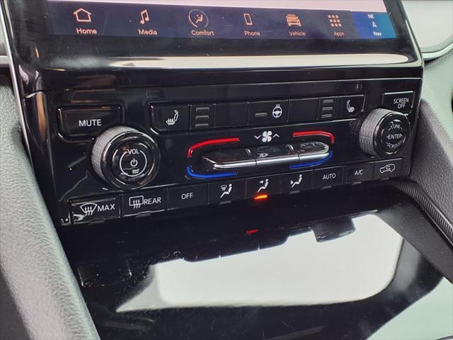 new 2025 Jeep Grand Cherokee car, priced at $48,983
