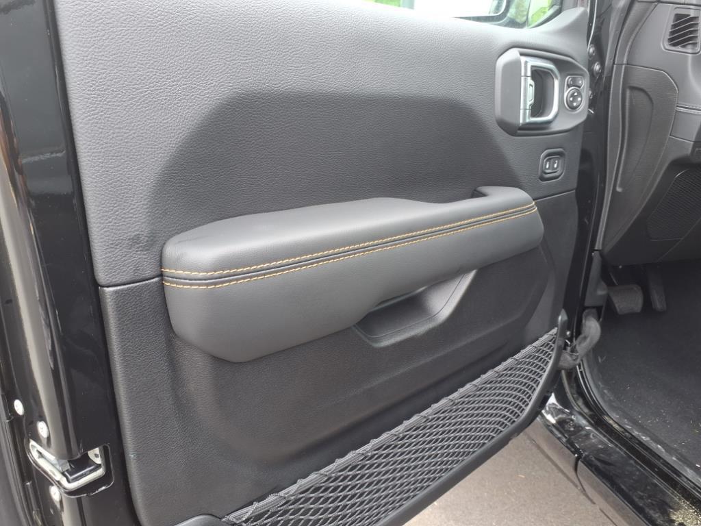 new 2025 Jeep Wrangler car, priced at $58,060