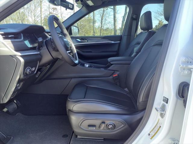 new 2025 Jeep Grand Cherokee car, priced at $48,488