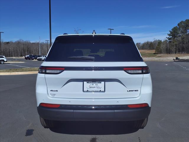 new 2025 Jeep Grand Cherokee car, priced at $50,612
