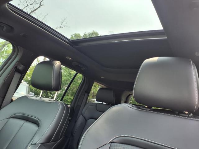 new 2025 Jeep Grand Cherokee car, priced at $50,537