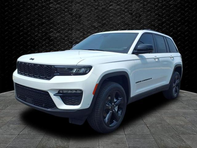 new 2025 Jeep Grand Cherokee car, priced at $50,537