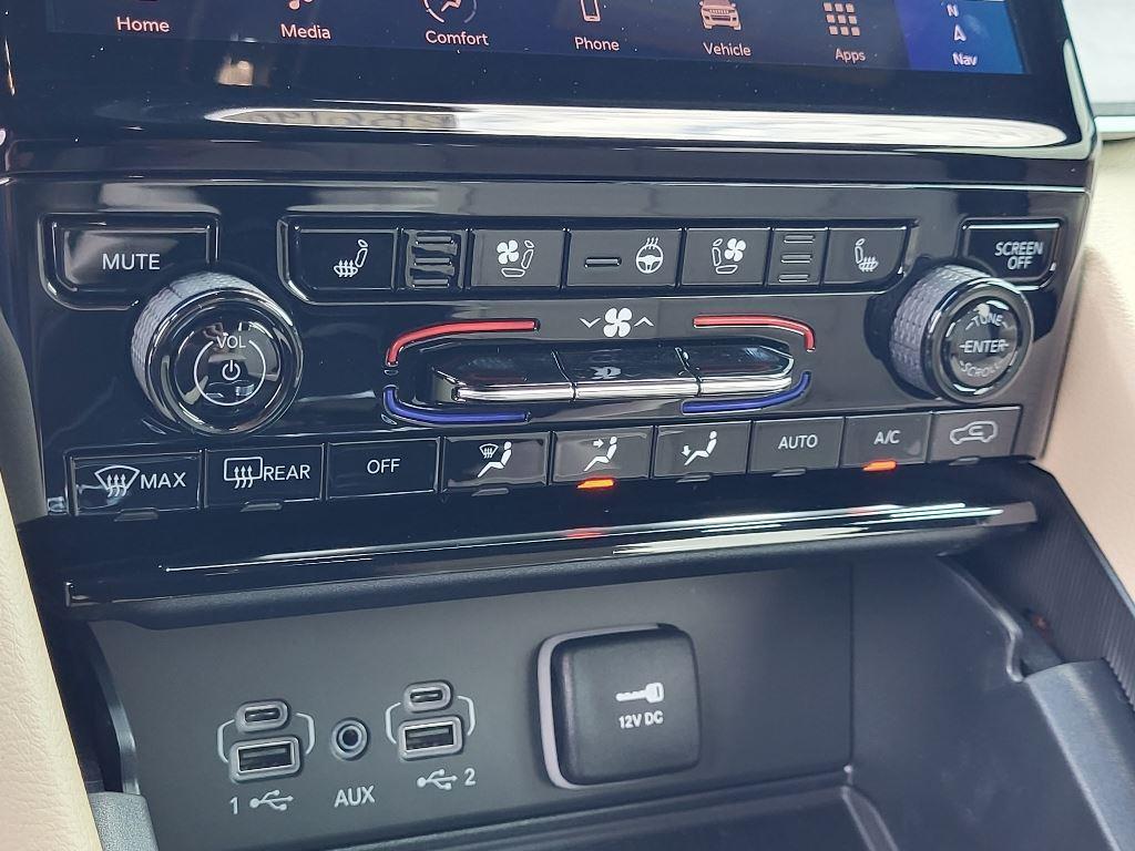 new 2024 Jeep Grand Cherokee L car, priced at $59,865