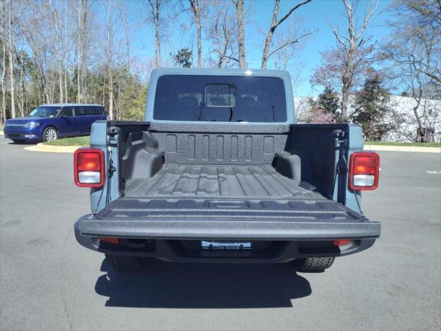 new 2025 Jeep Gladiator car, priced at $41,086
