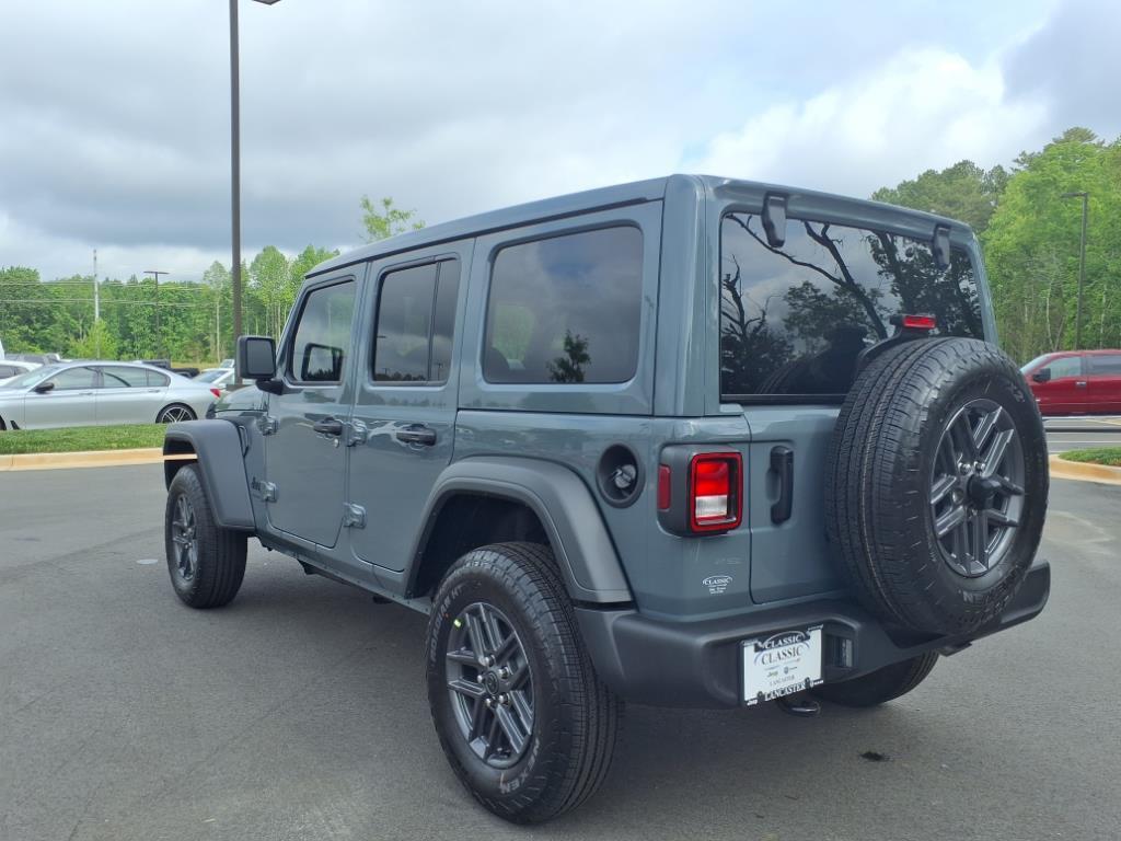 new 2025 Jeep Wrangler car, priced at $53,375