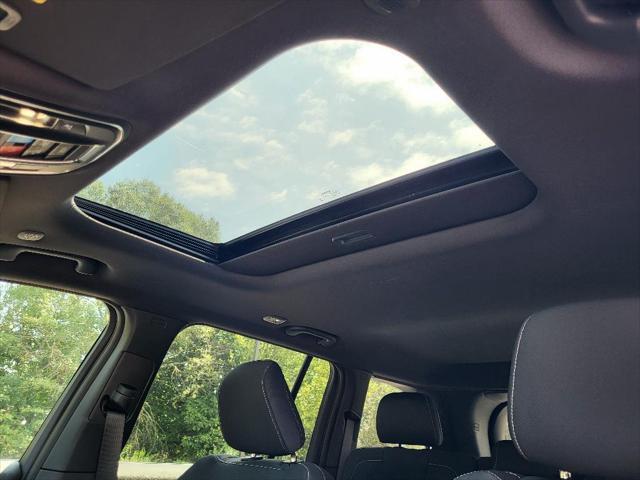 new 2024 Jeep Grand Cherokee car, priced at $44,970