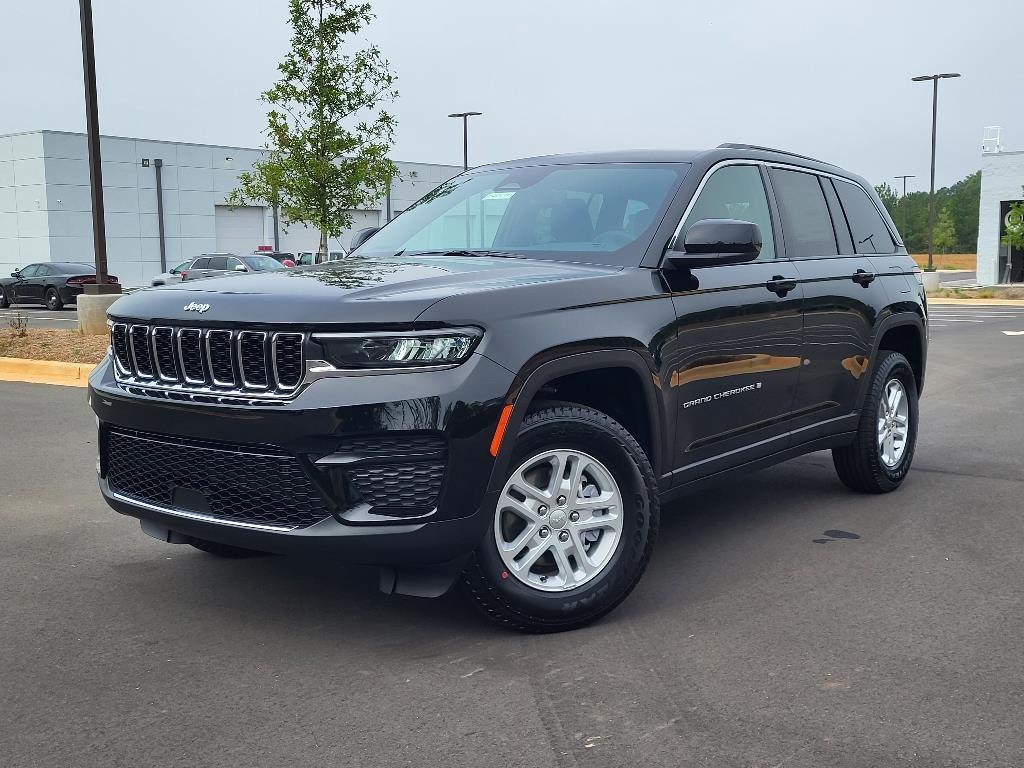new 2024 Jeep Grand Cherokee car, priced at $34,155
