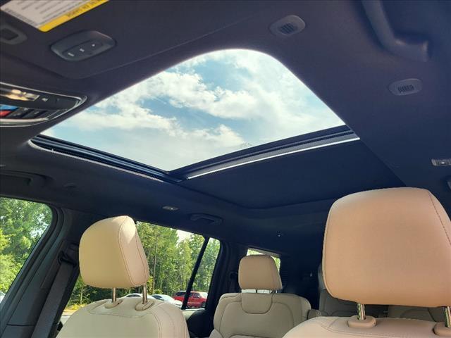 new 2024 Jeep Grand Cherokee L car, priced at $60,460