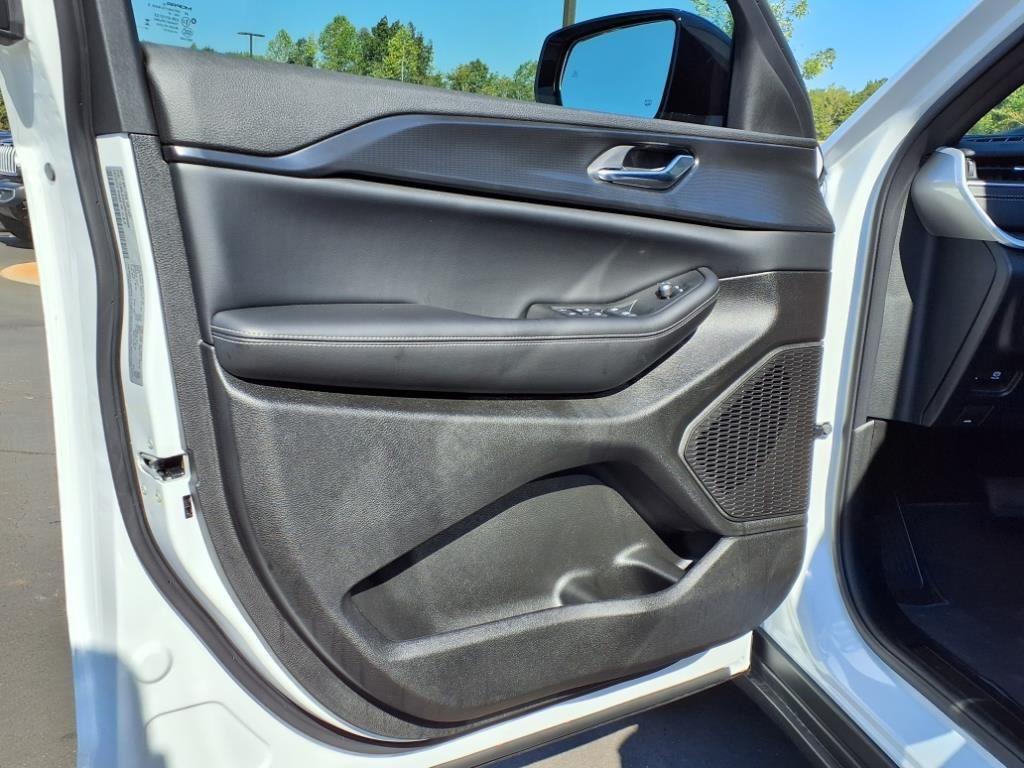 new 2024 Jeep Grand Cherokee car, priced at $46,580