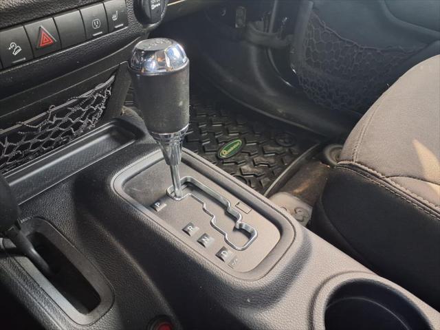 used 2015 Jeep Wrangler Unlimited car, priced at $17,500