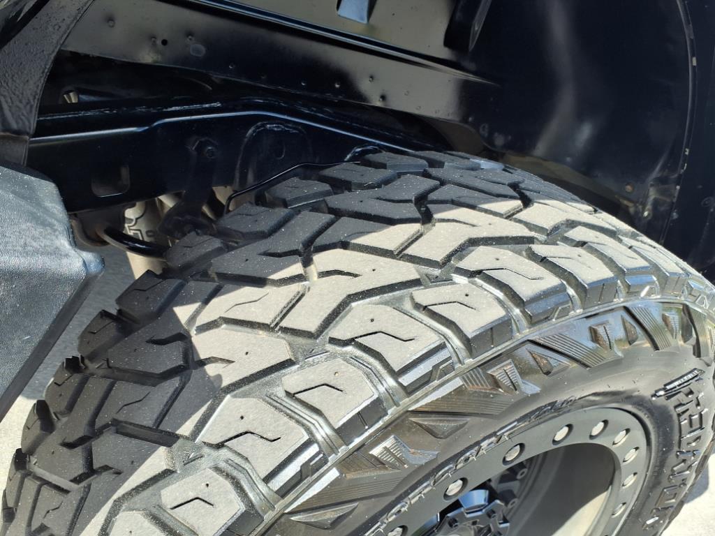 used 2015 Jeep Wrangler Unlimited car, priced at $17,000