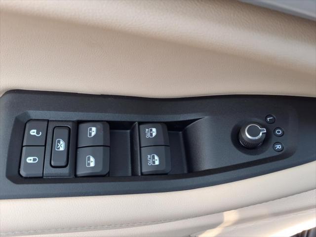 new 2025 Jeep Grand Cherokee car, priced at $49,183