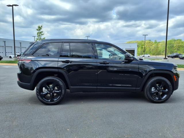new 2025 Jeep Grand Cherokee car, priced at $49,119