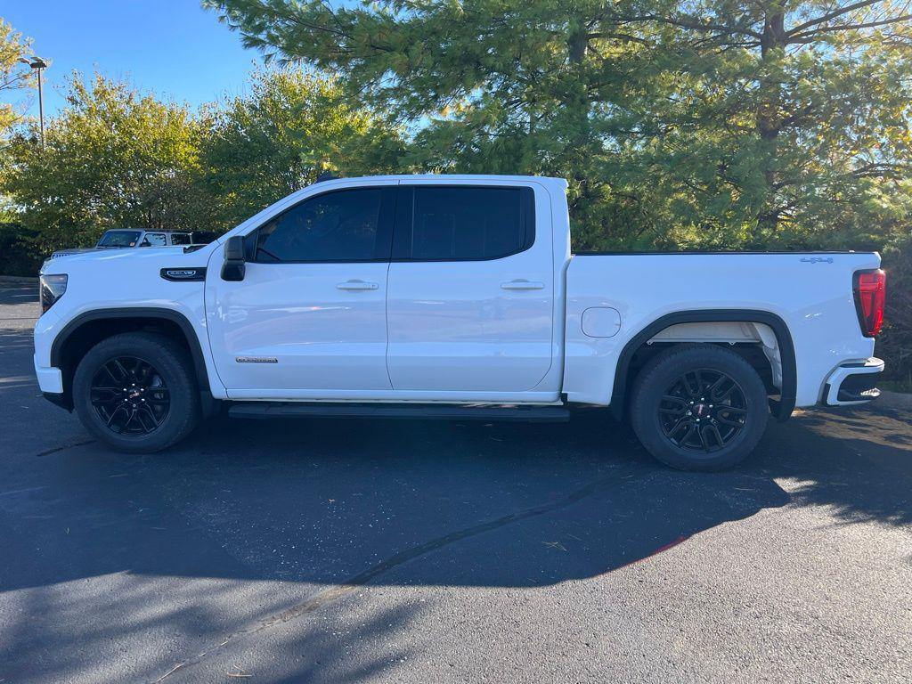 used 2022 GMC Sierra 1500 car, priced at $44,455