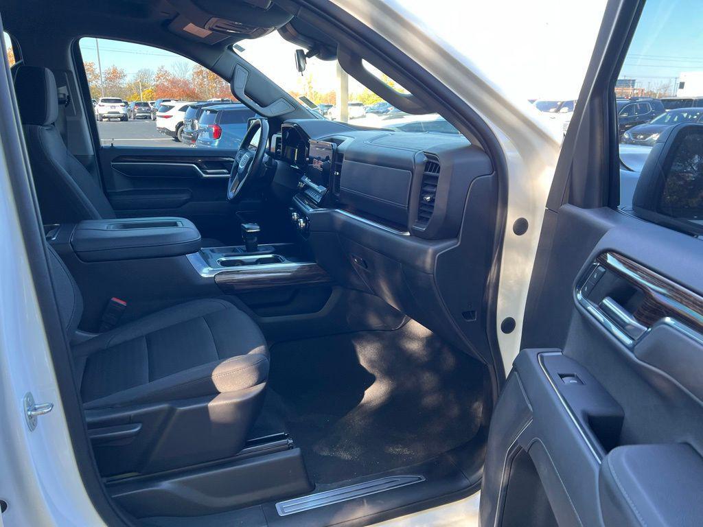 used 2022 GMC Sierra 1500 car, priced at $44,455