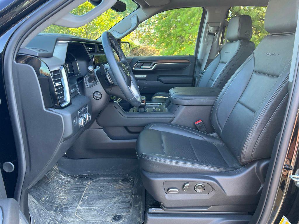 used 2024 GMC Sierra 1500 car, priced at $58,380