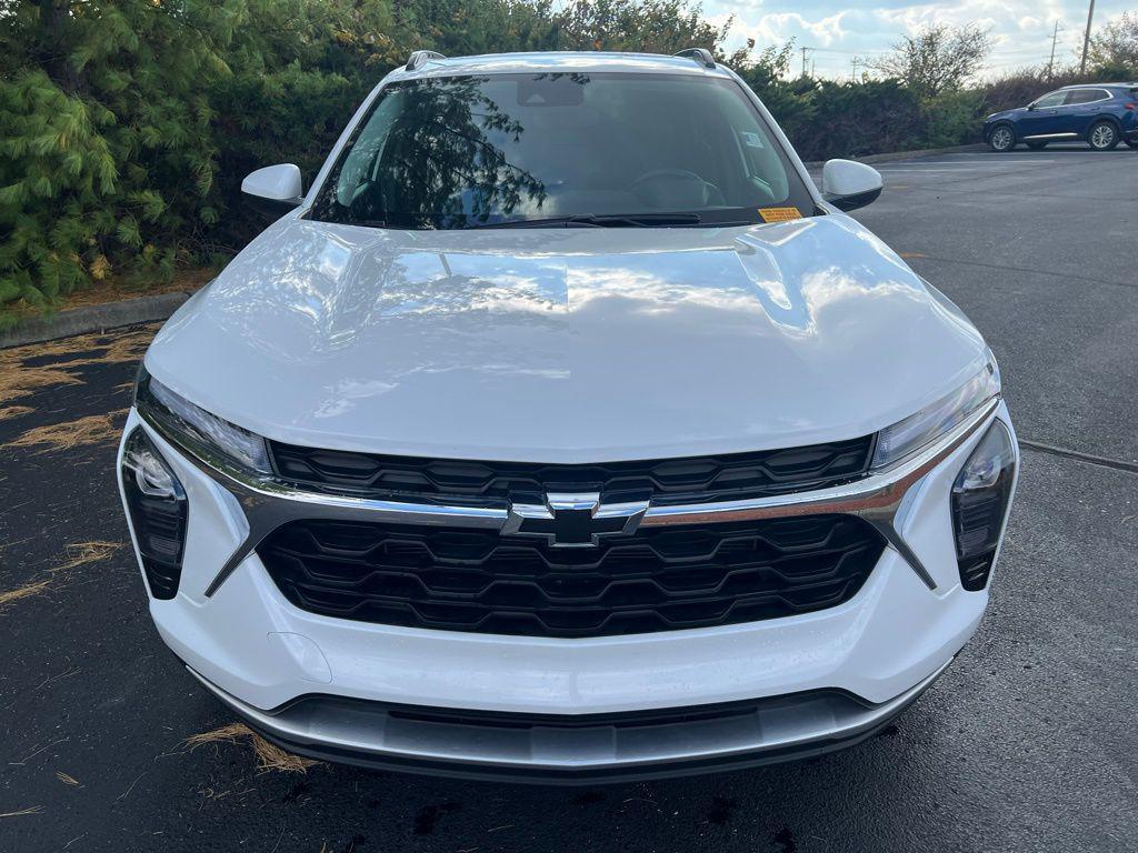 used 2024 Chevrolet Trax car, priced at $21,959