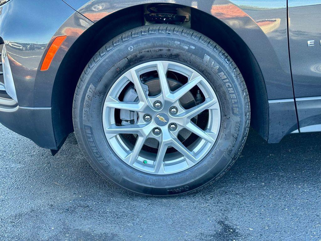 used 2023 Chevrolet Equinox car, priced at $22,876