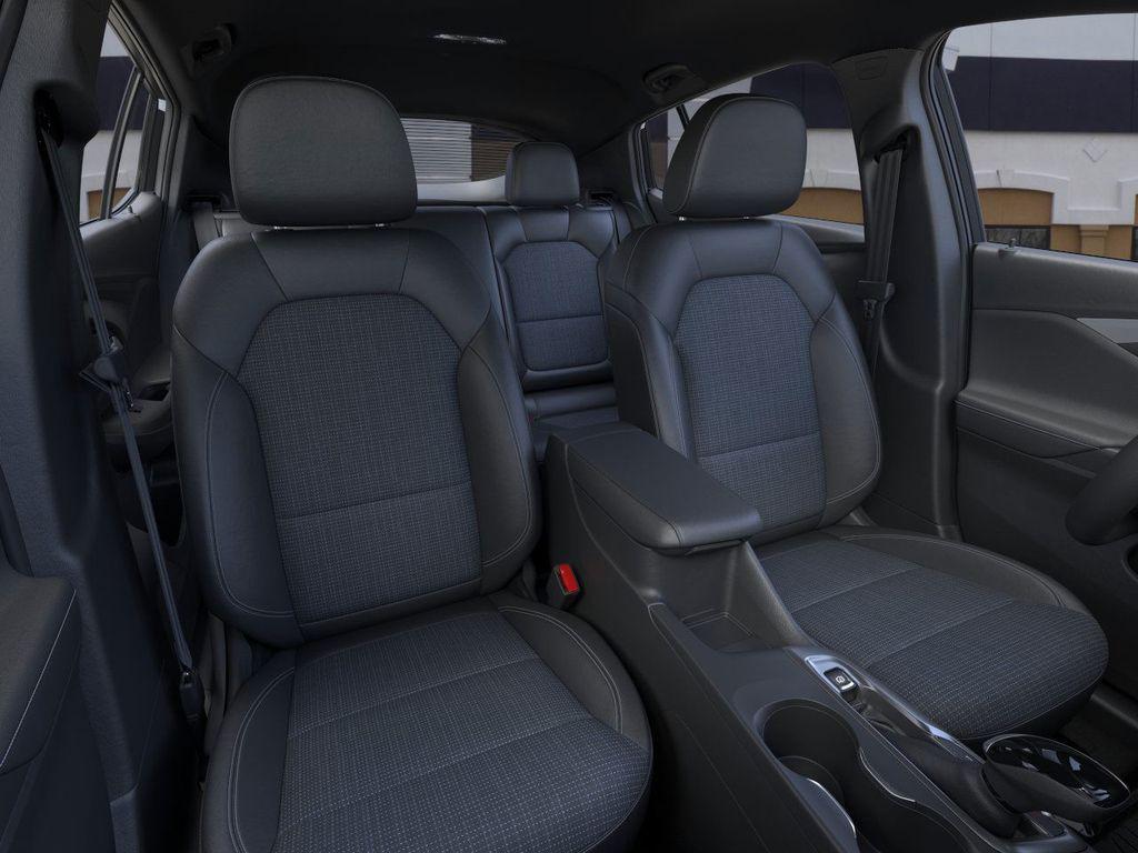 new 2025 Buick Envista car, priced at $24,880