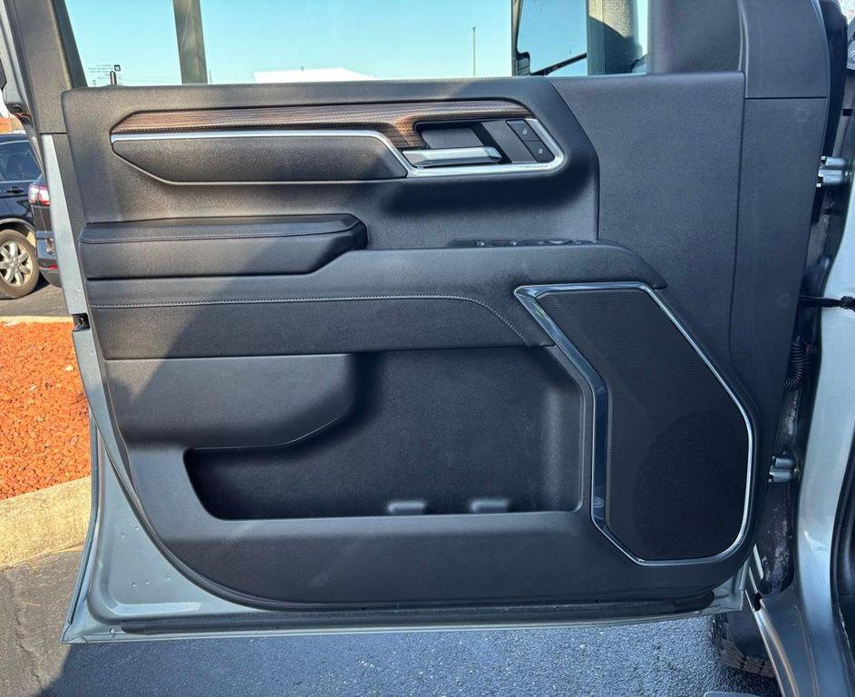 used 2024 Chevrolet Silverado 2500 car, priced at $56,487