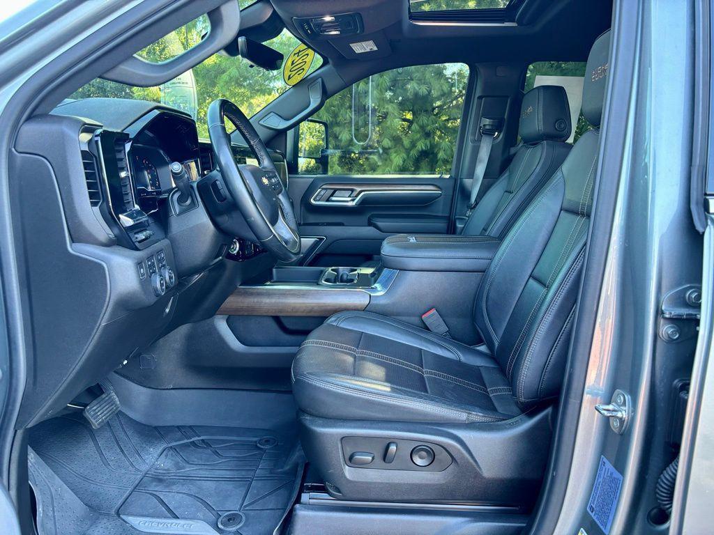 used 2024 Chevrolet Silverado 2500 car, priced at $61,631