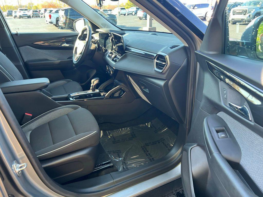 used 2024 Chevrolet TrailBlazer car, priced at $23,354