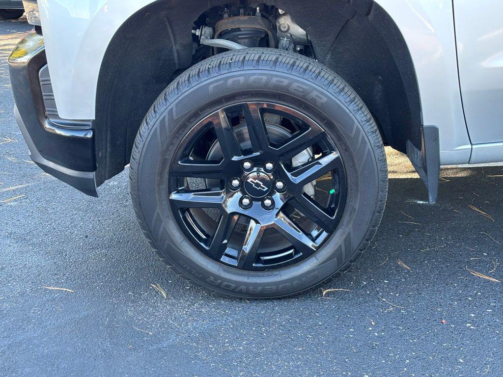 used 2021 Chevrolet Silverado 1500 car, priced at $27,658