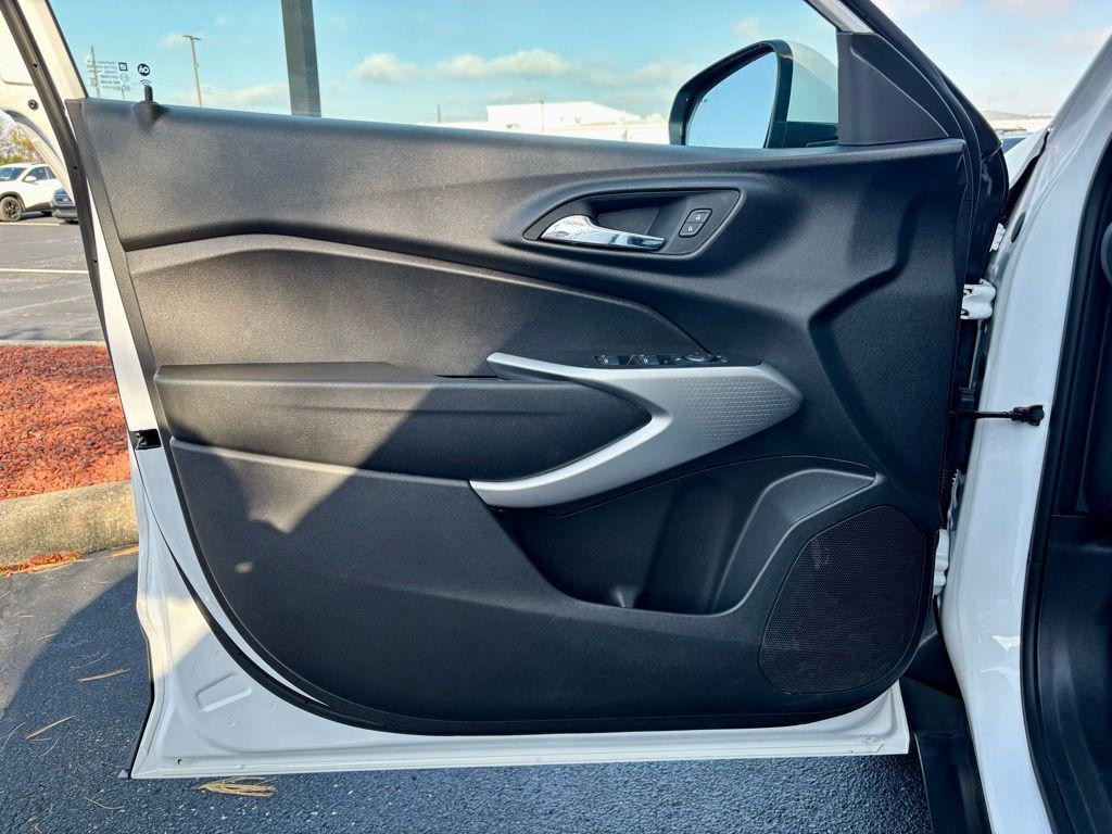 used 2024 Chevrolet Trax car, priced at $20,183