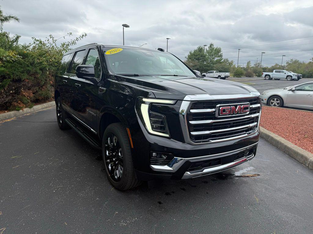 new 2025 GMC Yukon XL car, priced at $73,729