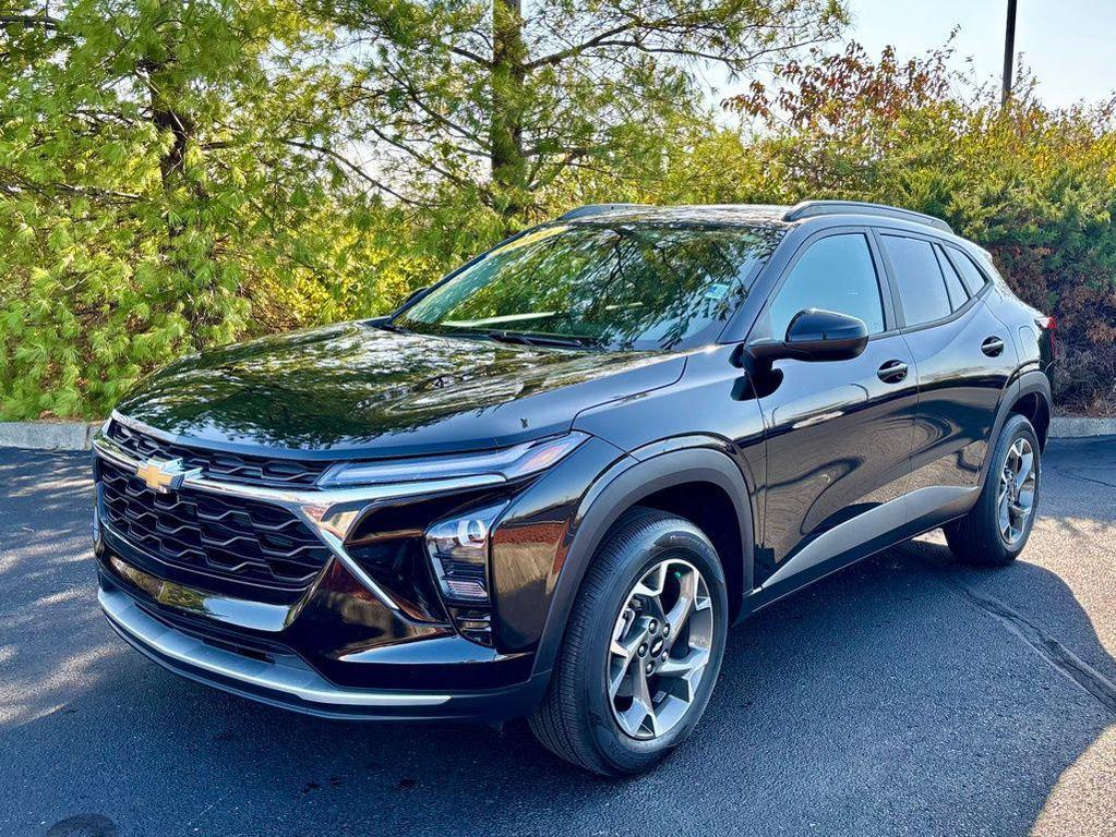 used 2024 Chevrolet Trax car, priced at $22,671