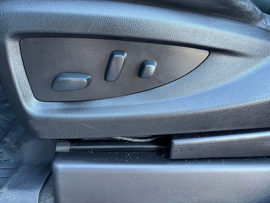 used 2018 GMC Sierra 1500 car, priced at $23,543