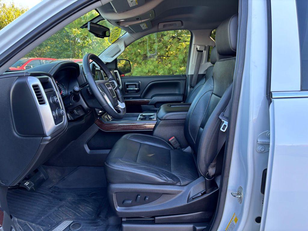 used 2018 GMC Sierra 1500 car, priced at $23,543