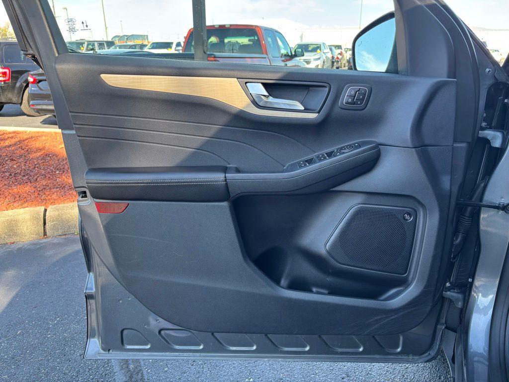 used 2022 Ford Escape car, priced at $16,421
