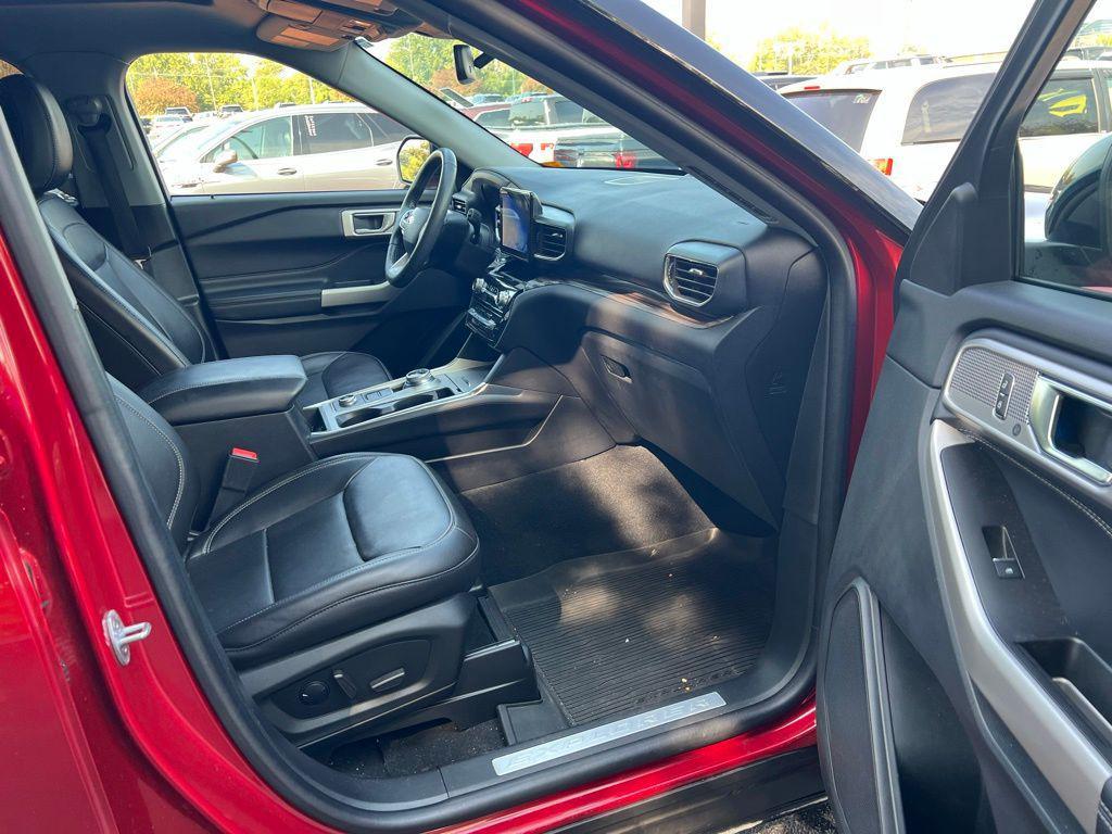 used 2022 Ford Explorer car, priced at $30,475