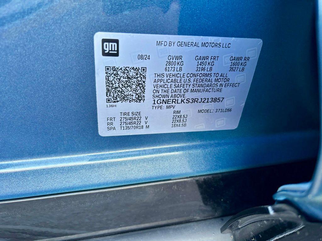 used 2024 Chevrolet Traverse car, priced at $44,725