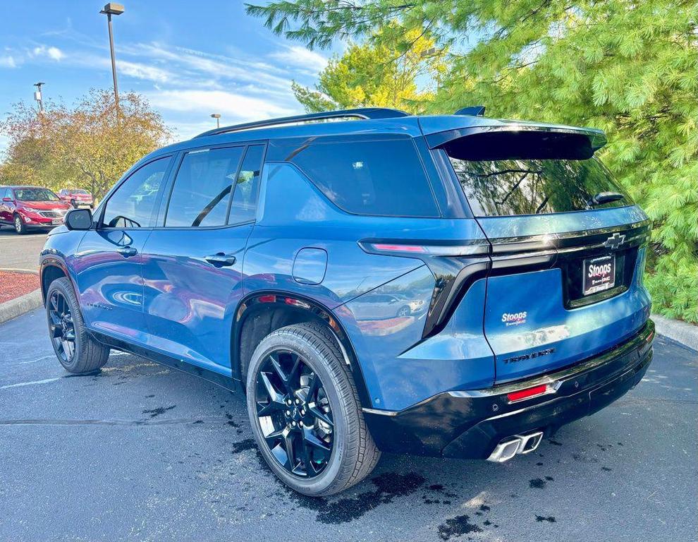 used 2024 Chevrolet Traverse car, priced at $44,725